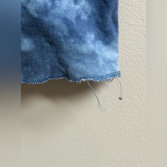 Y2K American Girl by Next Era Love Graffiti Blue Tie-Dye Top Women’s M/L(approx) - Picture 7 of 13
